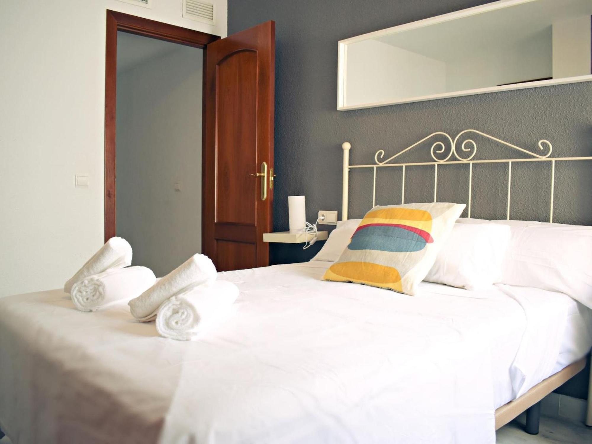 Fabuloso Apartamento Junto Al Soho Con Parking Privado Málaga Exteriör bild