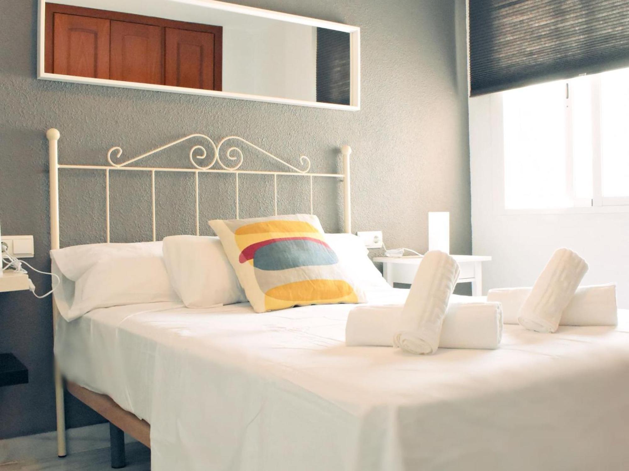 Fabuloso Apartamento Junto Al Soho Con Parking Privado Málaga Exteriör bild